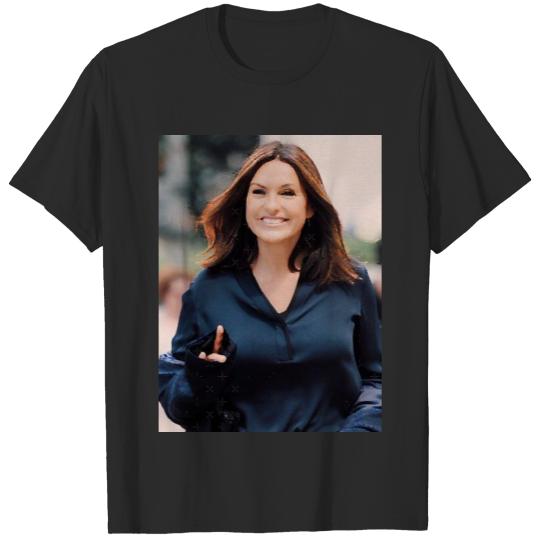 Olivia Benson Long T-Shirts