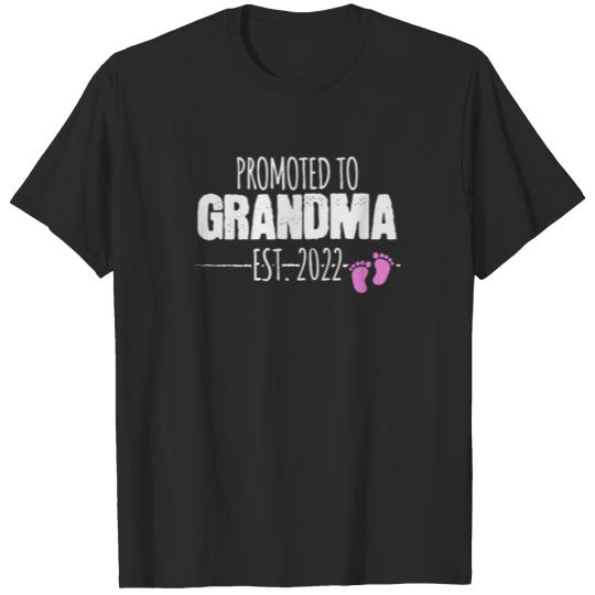 Promoted to Grandma 2022, Baby Announcement Women T-shirt