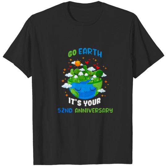 Earth Day Every Day Save Planet Earth April 2022 R T-shirt
