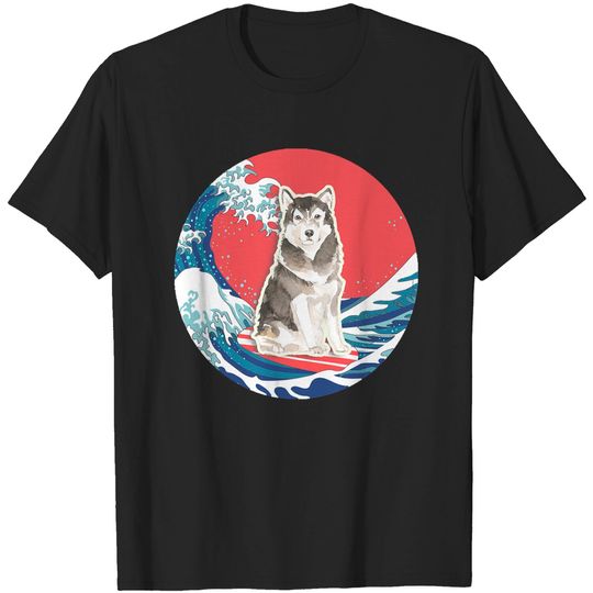 Alaskan Malamute Alaskan Malamute Gifts - Ocean Waves Surfing Alaskan Malamute.  Gifts For Alaskan Malamute Moms, Dads & Owners (1) T-Shirts