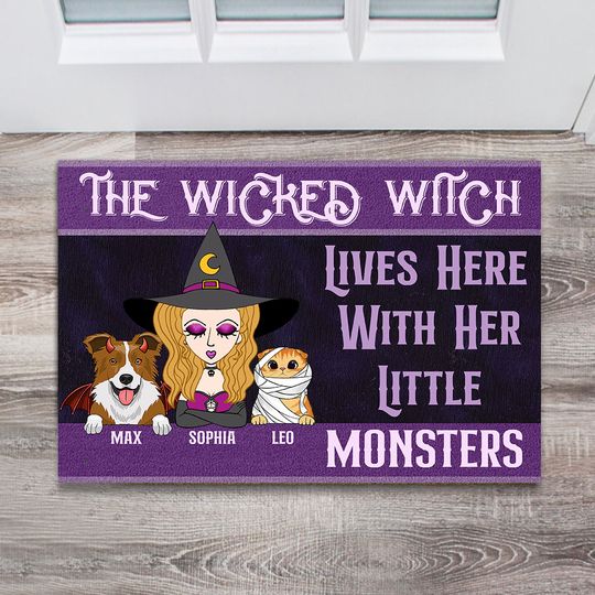 The Wicked Witch Lives Here Witrh Her Little Monsters - Personalized Dog Doormat