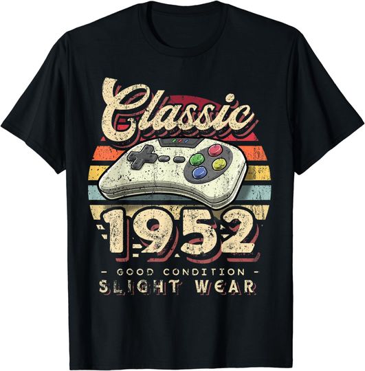 Classic 1952 70th Birthday Retro Video Game Controller Gamer T-Shirt