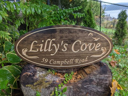 Family Name Sign - Ocean Waves and Gulls Wooden Signs