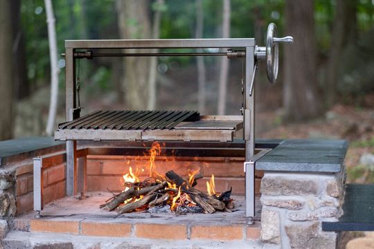 Outdoor Grilling & Cooking
