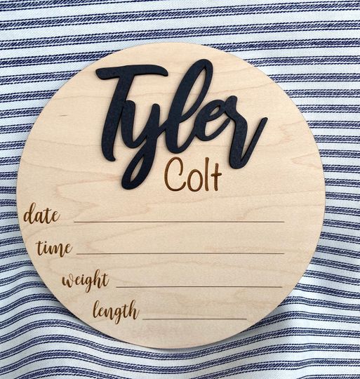 Round Wood Baby Announcement Sign Birth Announcement Stat Sign for Hospital Sign Room Decor Baby Shower Personalized Gifts Baby photo prop