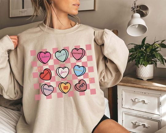 Valentine's Day Swift, Lover In My Era Gift Sweatshirt