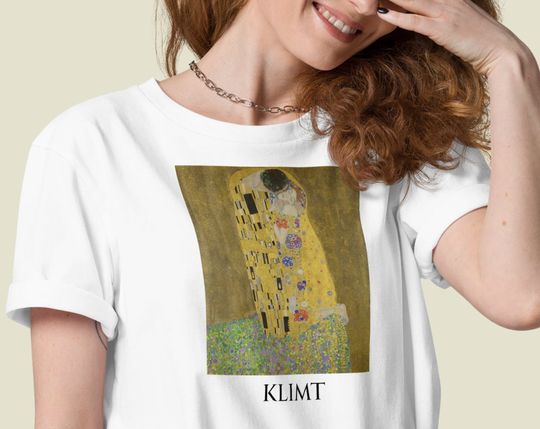 The Kiss Gustav Klimt Painting T-Shirt