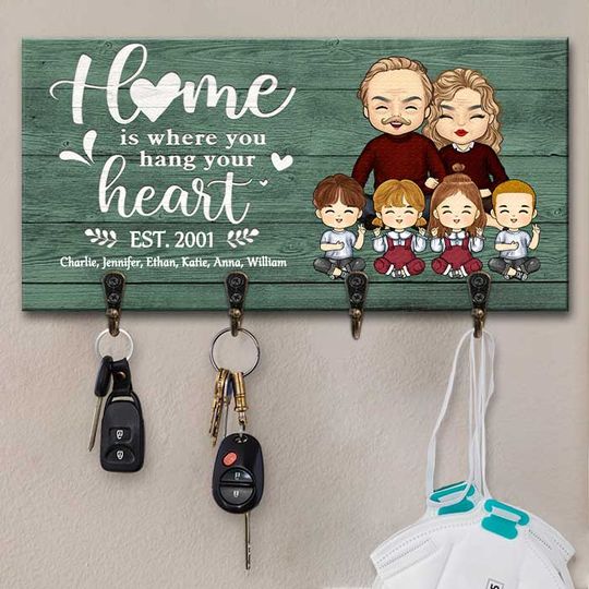 home-is-where-you-hang-your-heart-personalized-key-hanger-key-holder-gift-for-couples-husband-wife