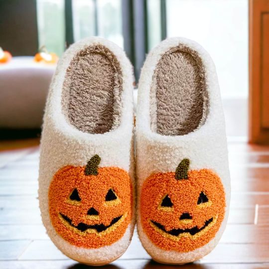 halloween-pumpkin-slippers-fluffy-spooky-slippers-halloween-costume
