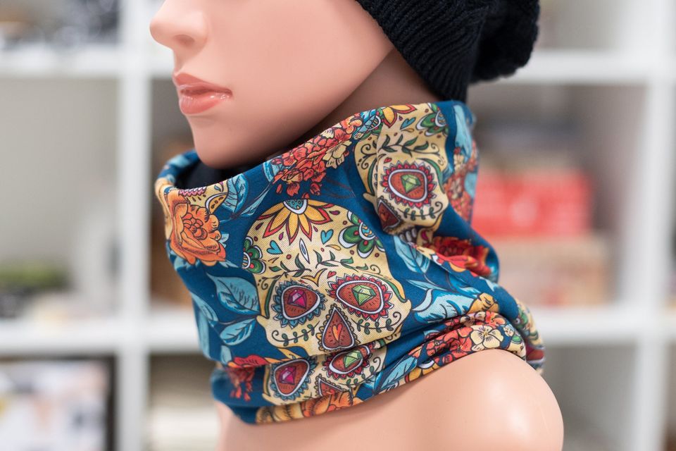 Fleece Lined Neck Gaiter with Day of the Dead Print, Sugar Skull Multicolor Neck warmer